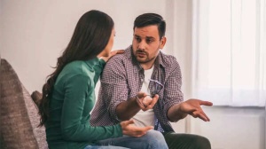 Dating Dealbreakers: Spotting Commitment Phobia Early On