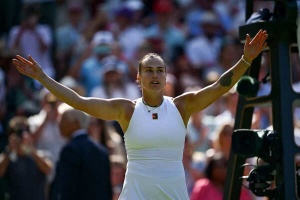 Wimbledon 2025: Alcaraz Dominates, Sabalenka Survives Thriller, Fritz and Anisimova Complete Semifinal Lineup