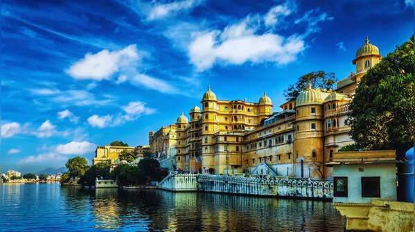 The City Palace overlooking Lake Pichola