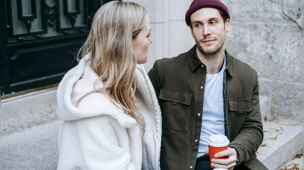 Keeping the relationship hidden