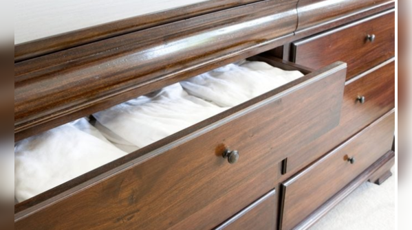 Dust mites and allergens accumulating in old mattresses