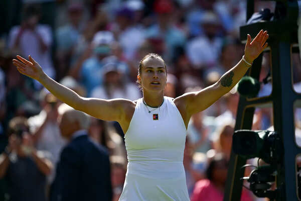 Aryna Sabalenka celebrates her victory